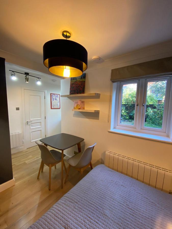 Stylish 1-Bed Studio 伦敦 外观 照片